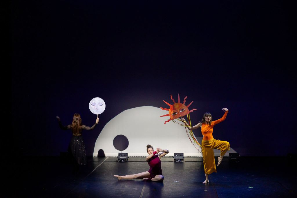 Affair with the moon